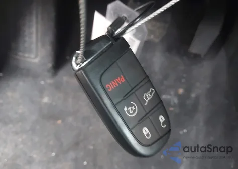 2025 Jeep Compass Latitude 4X4 from USA, damaged, VIN 3C4NJDBN0ST605953